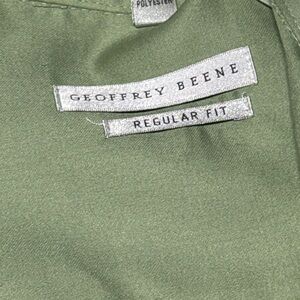Geoffrey Beene Green Regular Fit Shirt